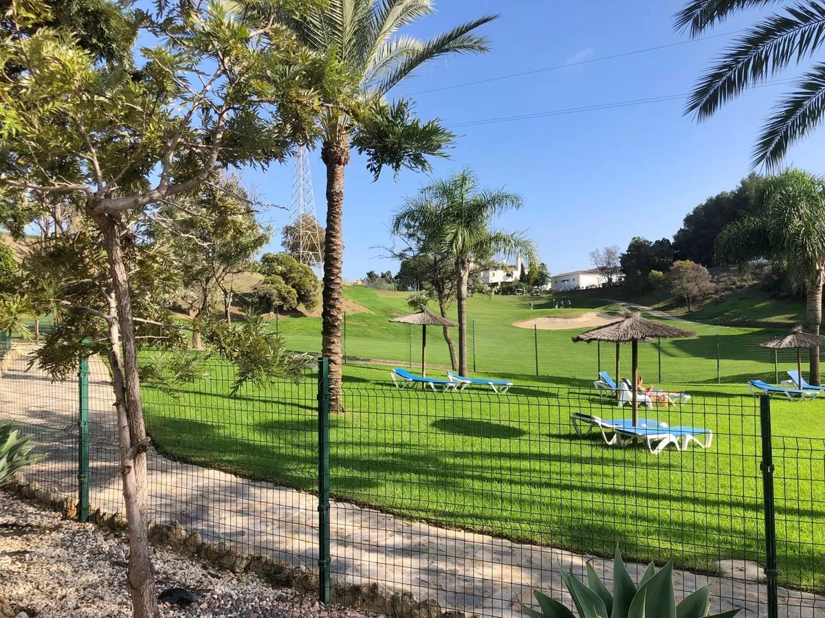 2ce33002-2198-46c3-bea7-0cede3bdaa52