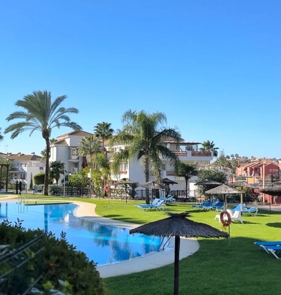 a4e52c44-df76-4219-998c-db6b22af60ee