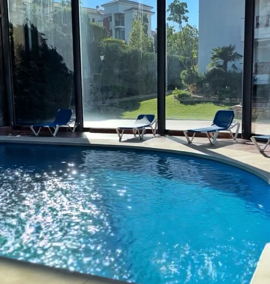 aaa0a6b1-1223-4de1-a94e-daccfa43a22a