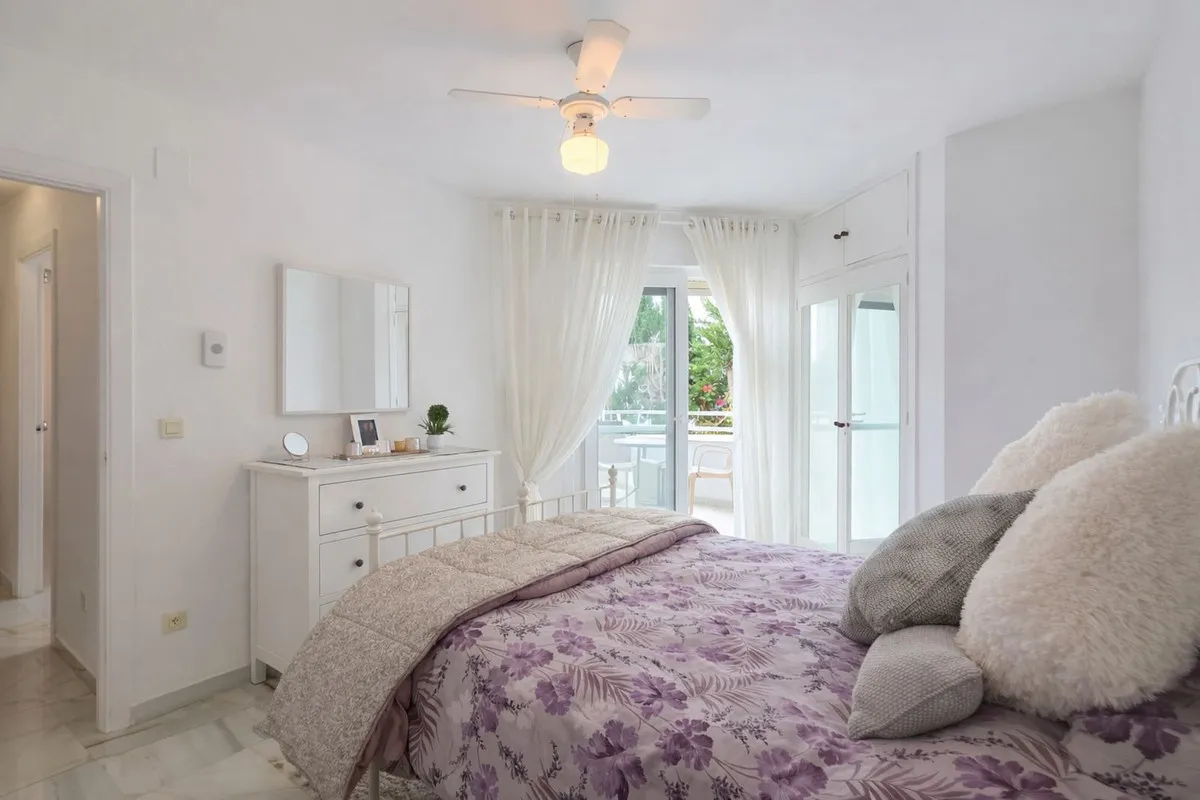 0767f50c-de22-40e7-a3ff-7f55cd23f5fb