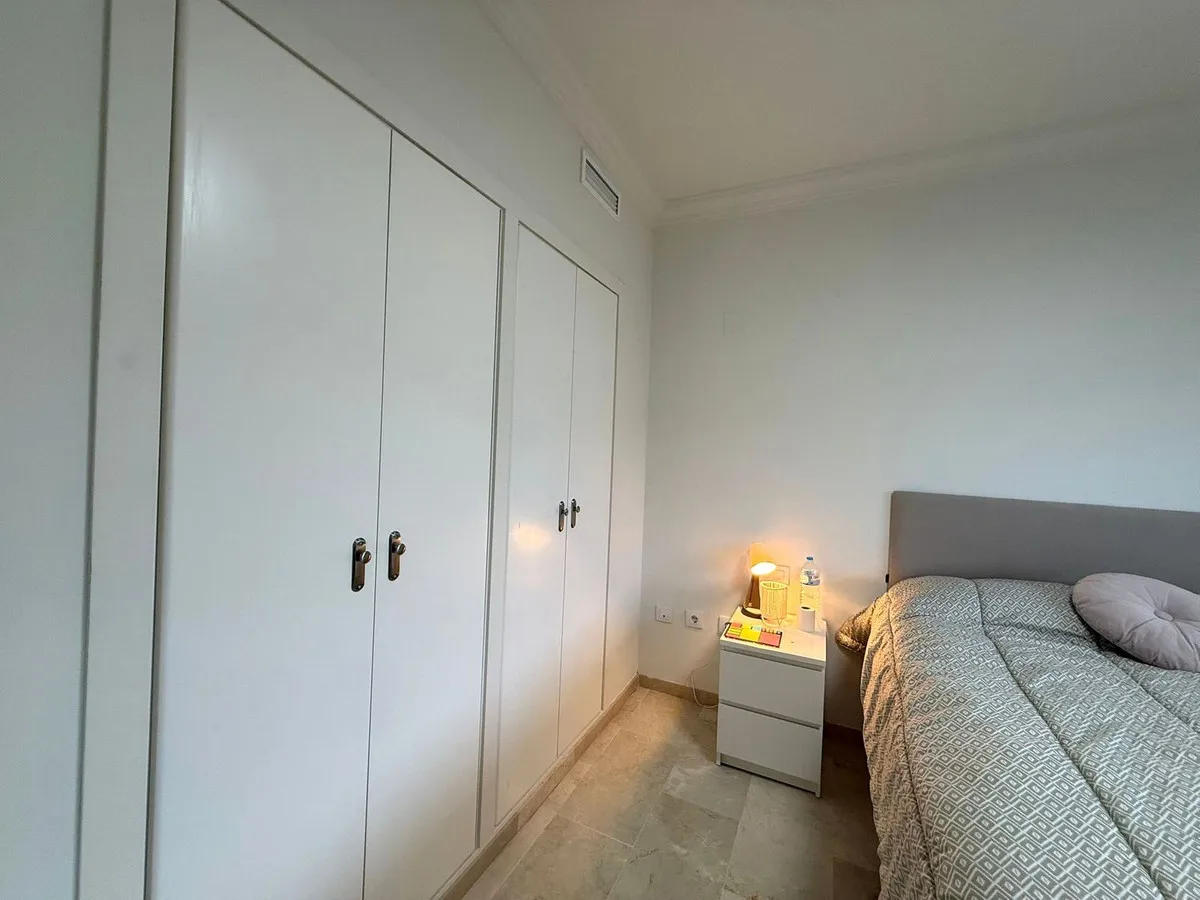 195d9259-ddbf-43d7-bdac-34e8e0510df5