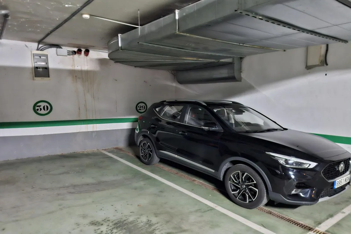 b1c1e03b-e886-497c-80c1-a9a80f9d86e0