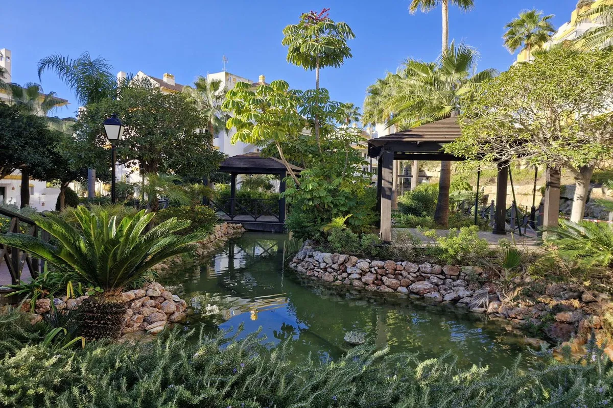 cb23f38c-fabd-471e-838b-2b511797ed42