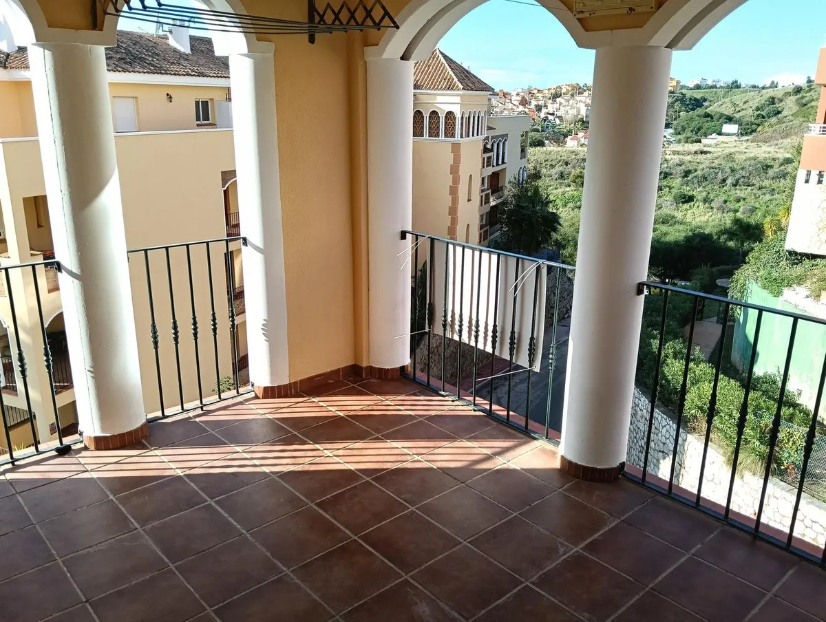 1990f964-0e05-469c-b960-6f713da0d97c