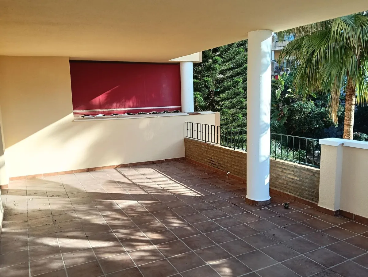 899e9179-a924-4b0a-b9aa-e72da9d6a802