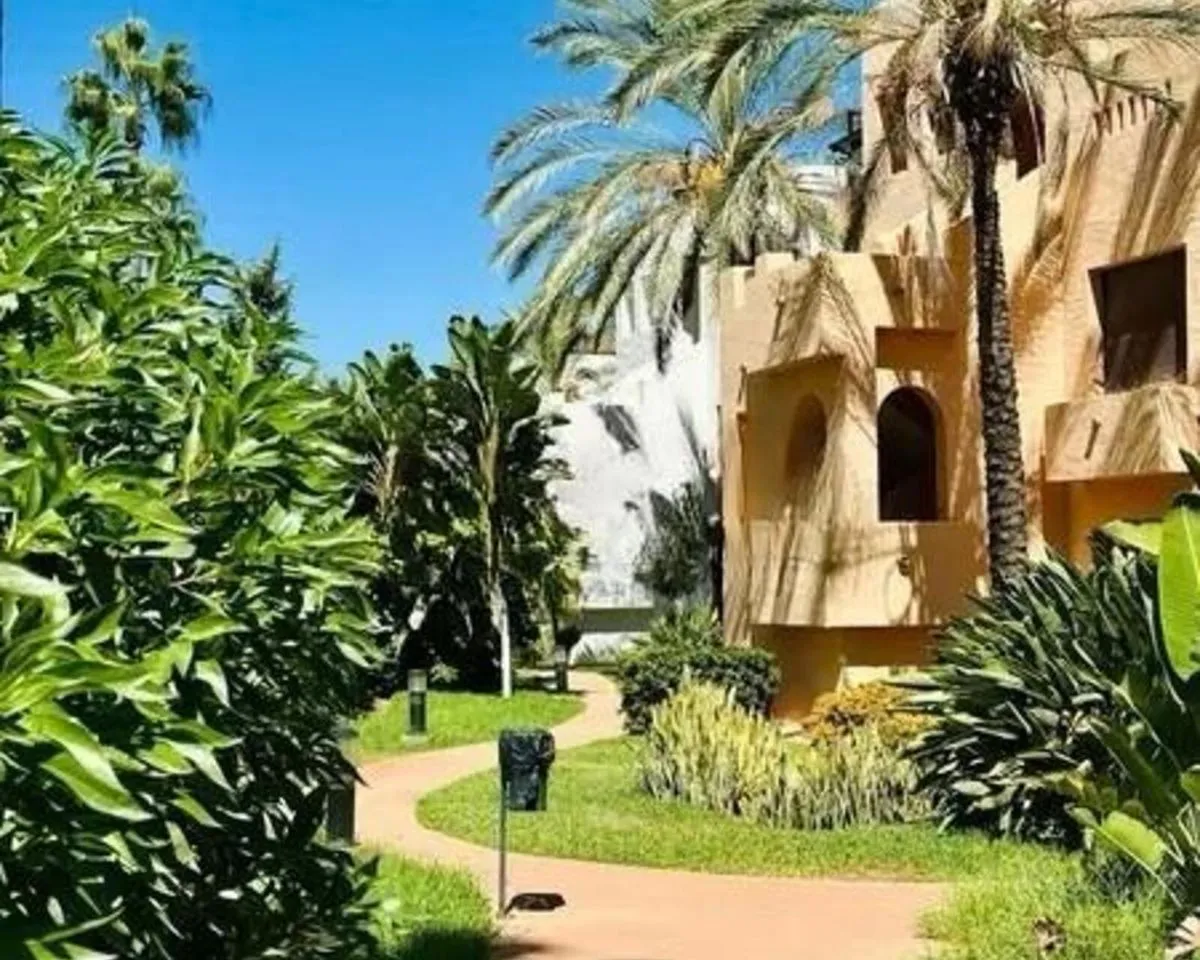 7326db7b-bcc2-4598-82bc-8e19b4a2ee79