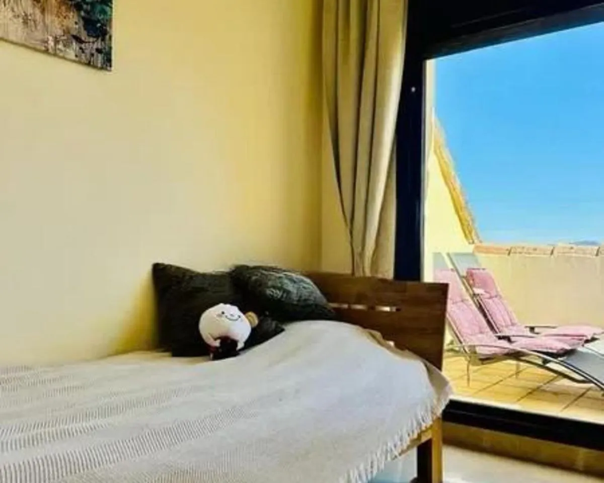 82440141-76fb-4bbe-afa4-aae3e9d4452b