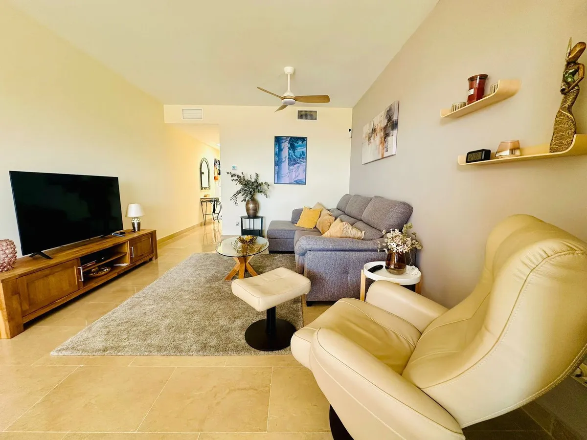 f5006ac0-987f-4c24-92a4-1acfe8c121bd