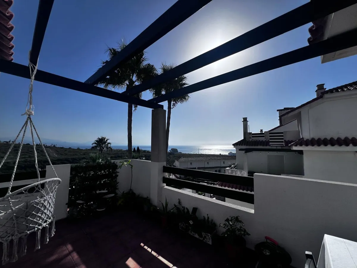 33d2471c-225b-4914-9f03-d544392c3418