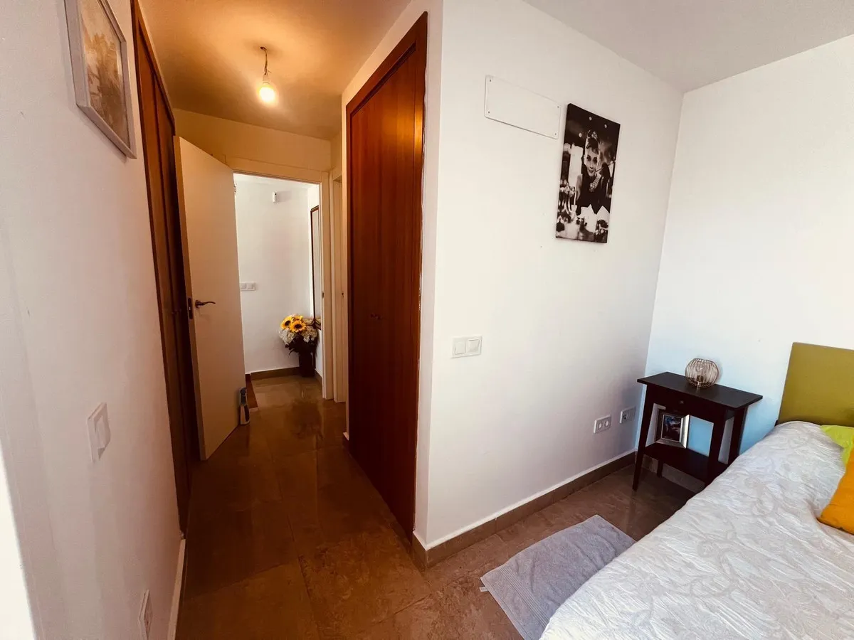 6aa1fe9c-6321-430e-9968-34911bfdd0c2