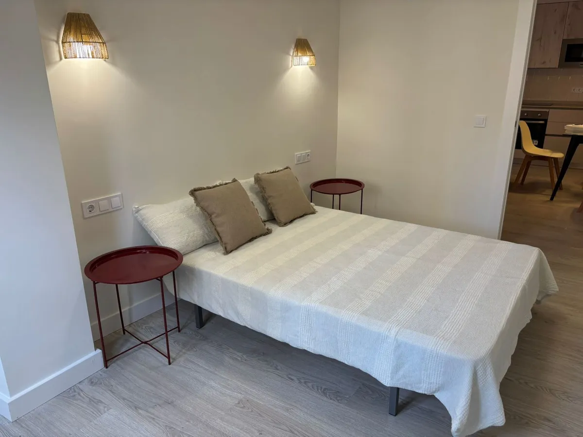 e29d3303-25f3-4a39-8095-a78a945391a0