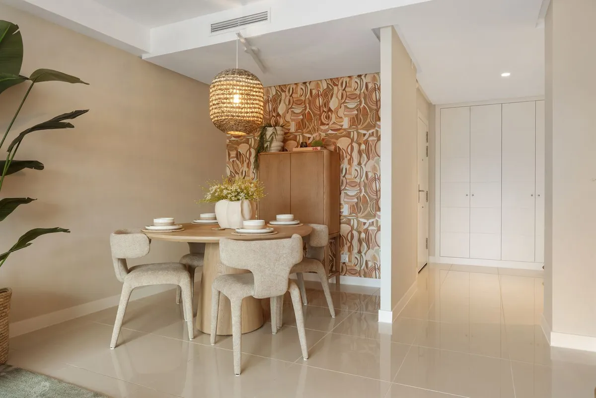 005c12e2-a10a-4c0f-83cc-d5d39ce72df7