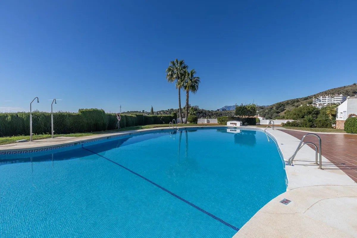 6581a67f-08cf-4555-8824-e6347d670e8f