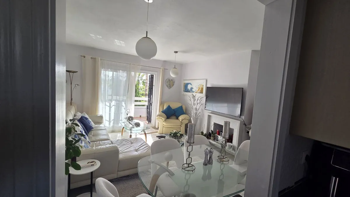 2749f065-e713-4960-a156-9d59763636ba