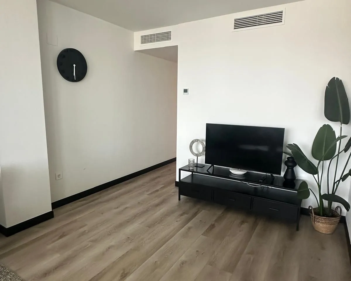 dbc719f2-dc0e-490a-b6e9-e599b44816bb