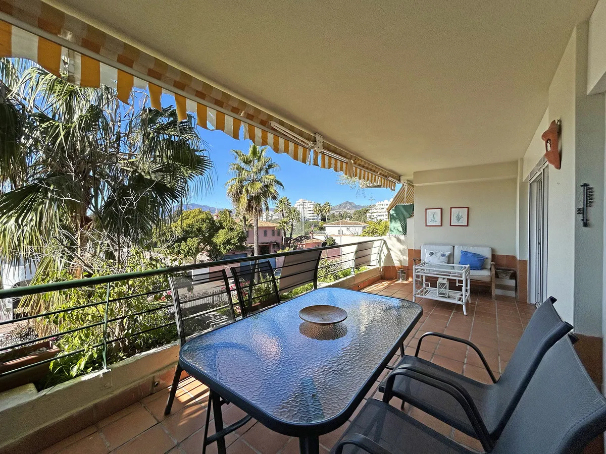 cc2774d1-ac95-48e6-a123-d072f5ef2069