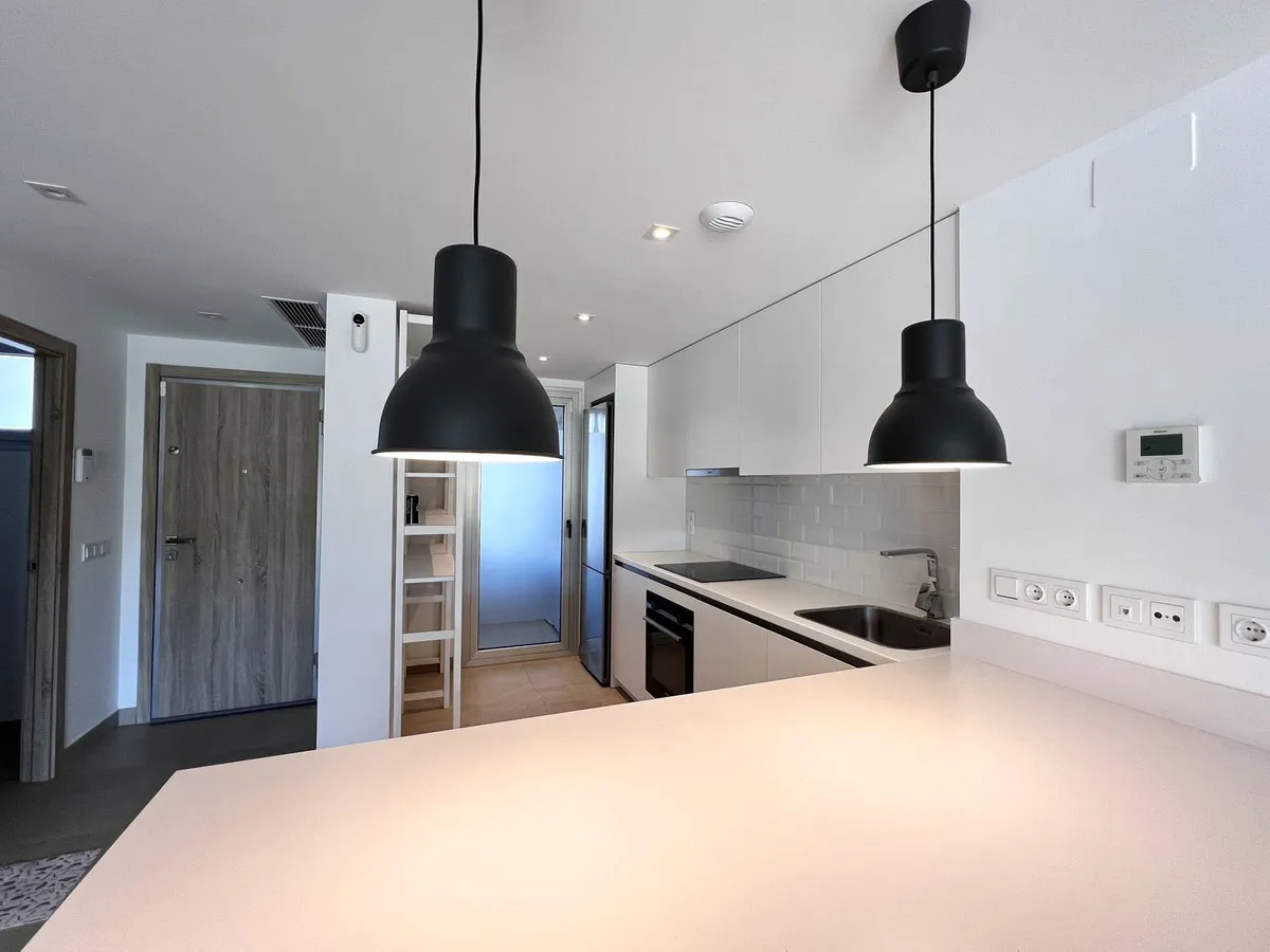 38147774-b01e-425d-895e-ebf35d3d14af