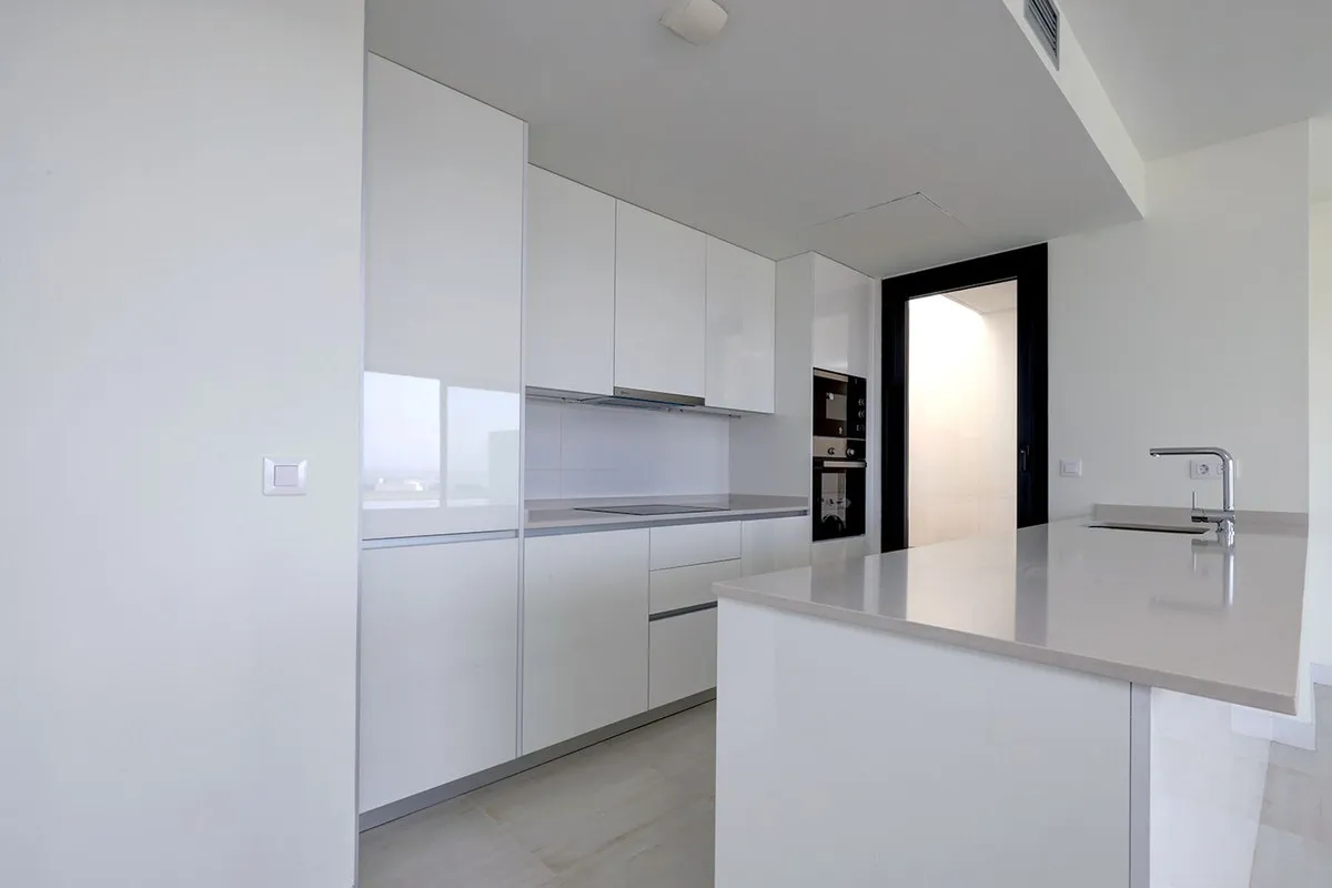 2eb4beac-8101-4403-b756-59563d2b22d2