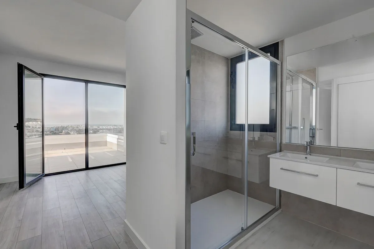 ca016e44-753d-48cb-b67b-c1032aed89cb