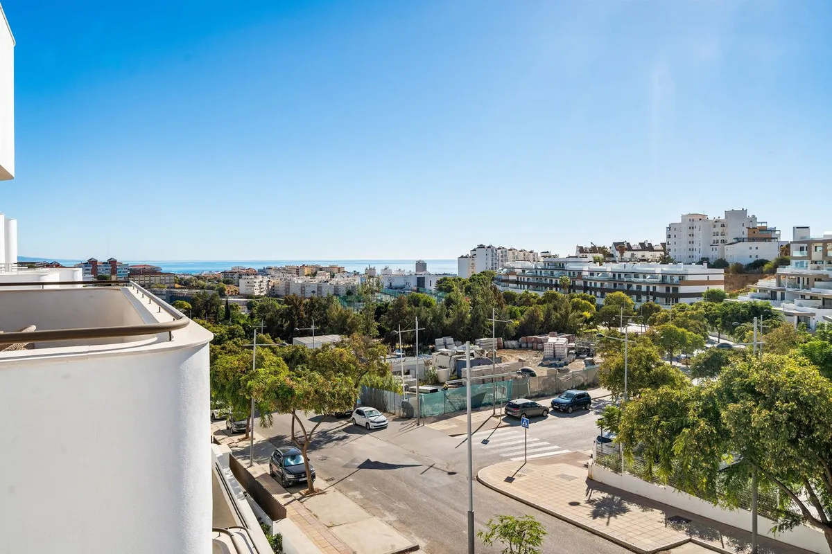 b03cc7dc-067a-4b05-93dd-7a92efd49be7