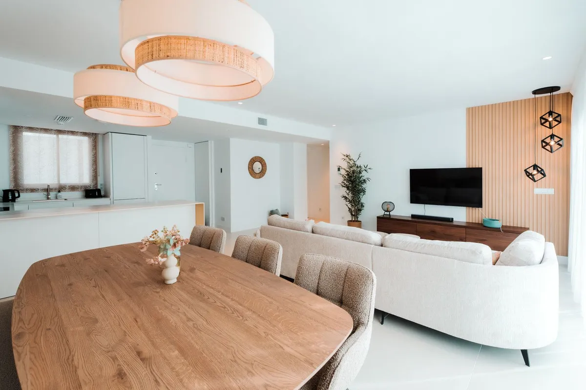 6956cf17-5cc1-44e9-b57b-bdf6d9aa1d58