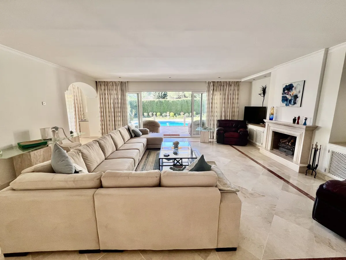 2185e65c-0094-45d6-92a6-5ee6315cb6b0