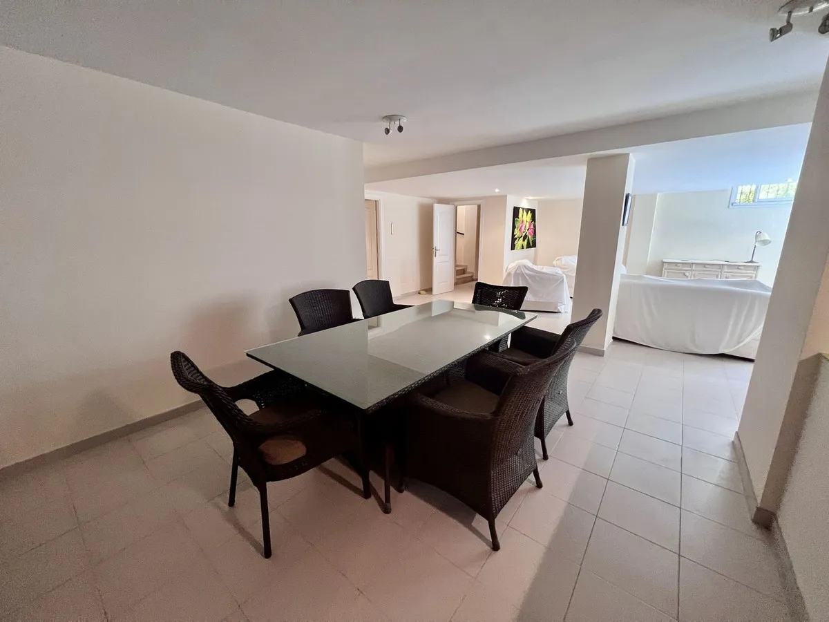 8502743e-1f7f-44af-9179-4a7d8ff17cb2