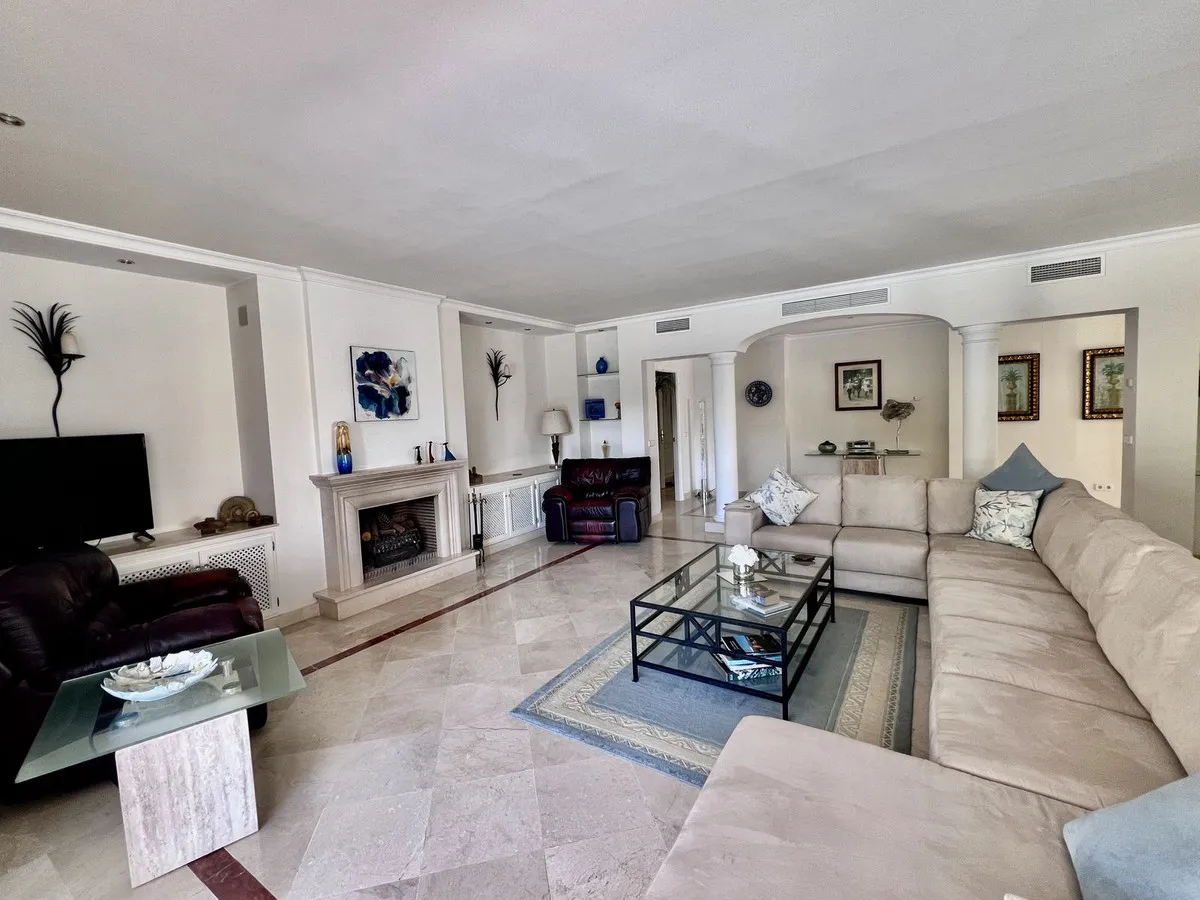 aa41d2c6-4fcc-45ab-b02c-d76a2c036952