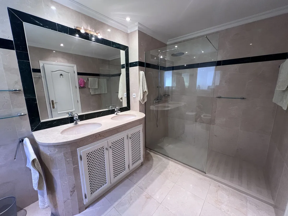 f91e0ee6-fc78-4527-a1e9-9be3fcc6d4e3