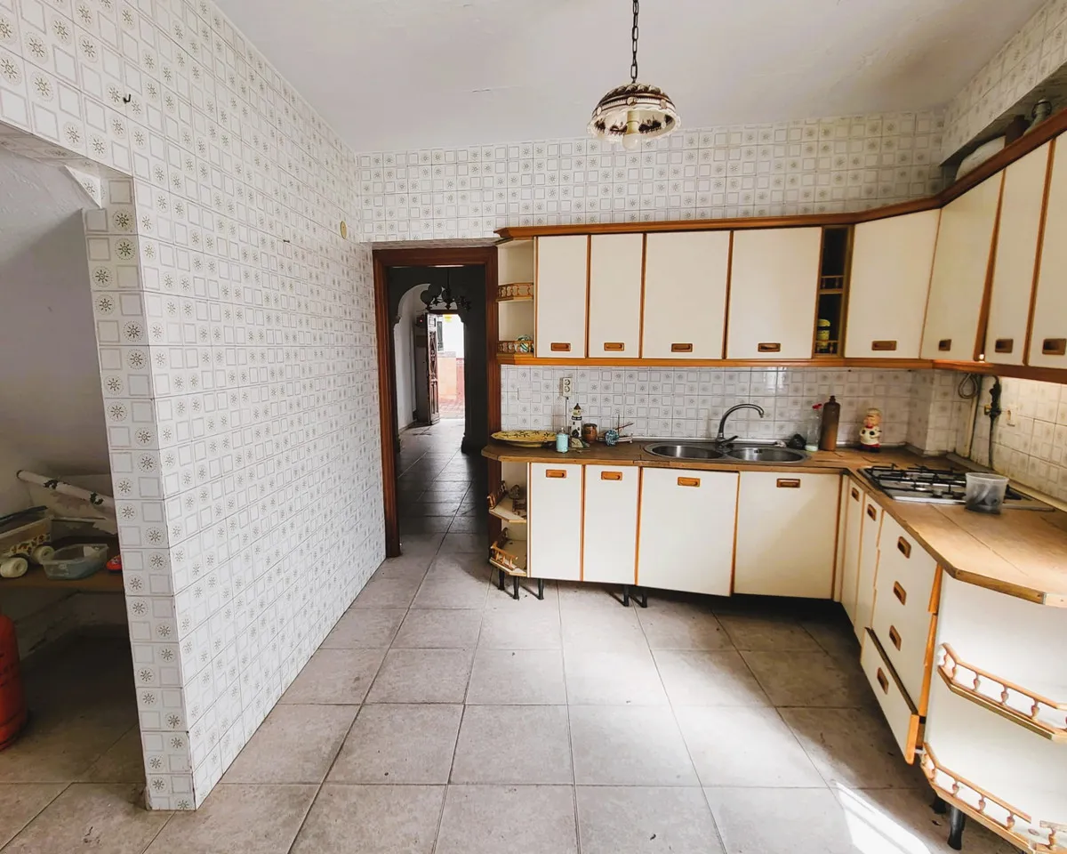 6b11f8b9-9b26-4ae4-b281-0392526e8c7b