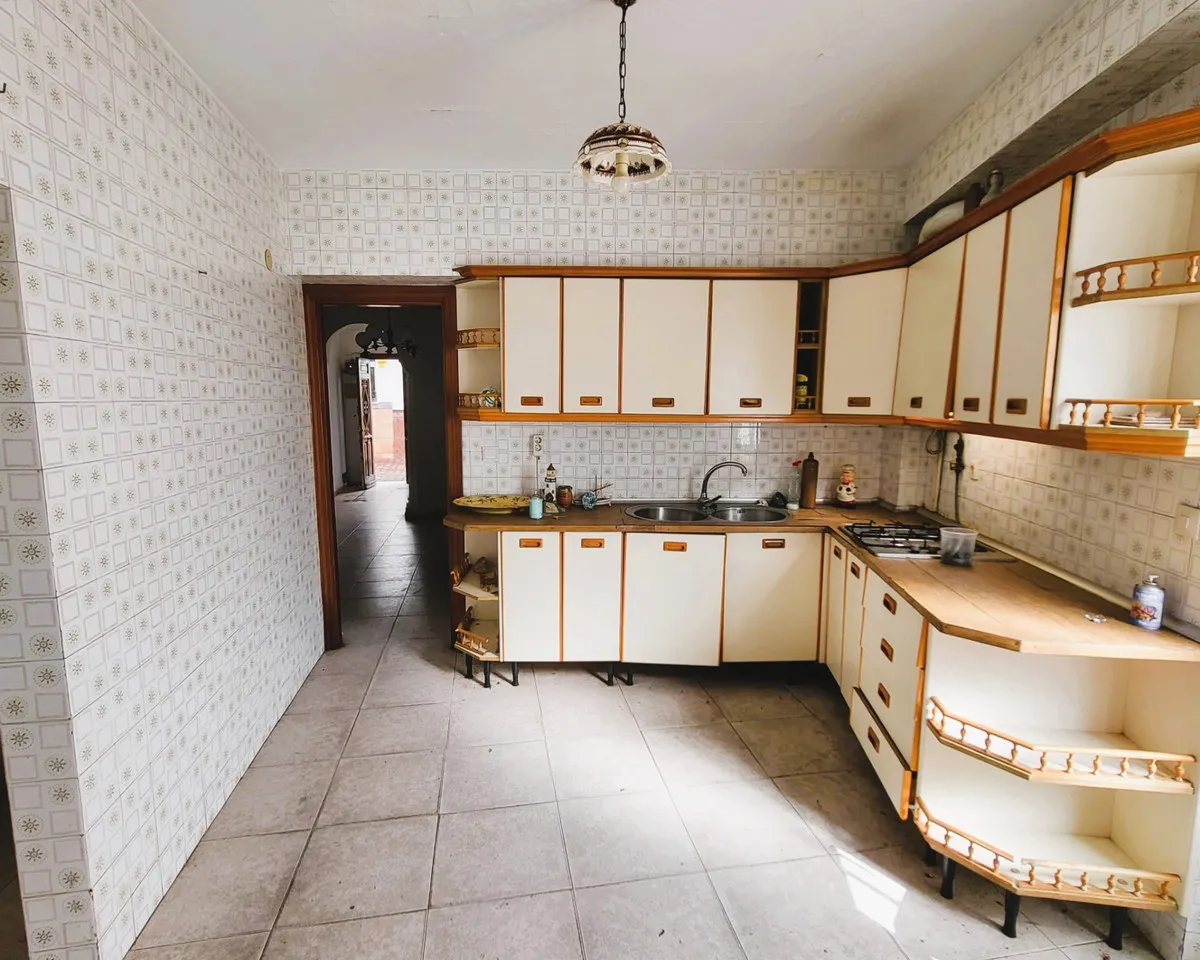 dd6487c9-12db-452b-b83d-01518813f4b6