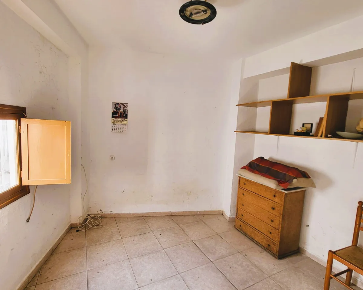 ee9c0adc-c682-46d5-8967-e05068299e66