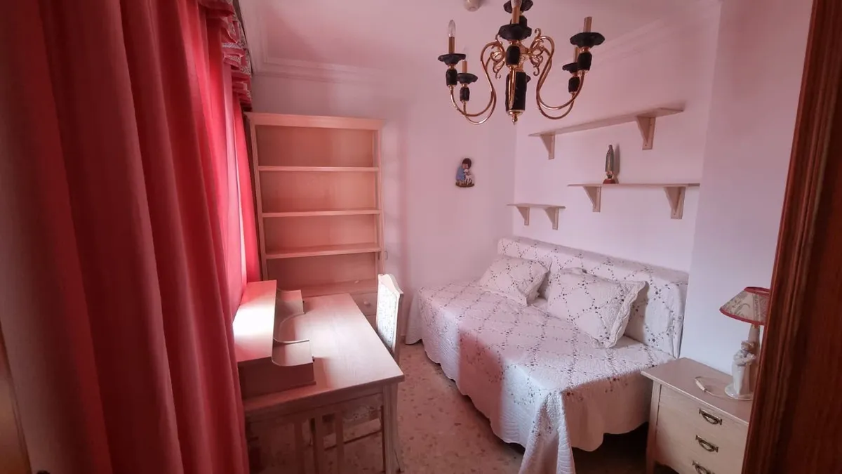 c8626d27-1076-4963-8c9e-f2c640b477c9