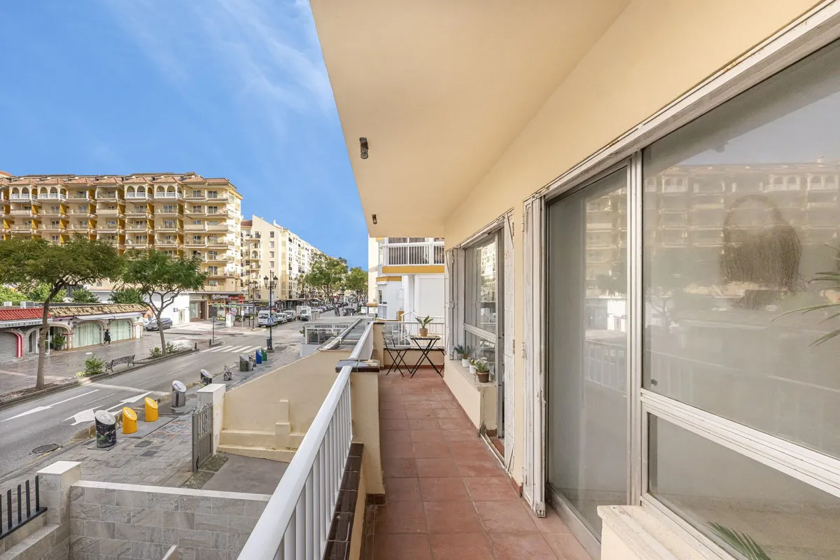 71487888-3a33-4647-aca2-943ae7702c28