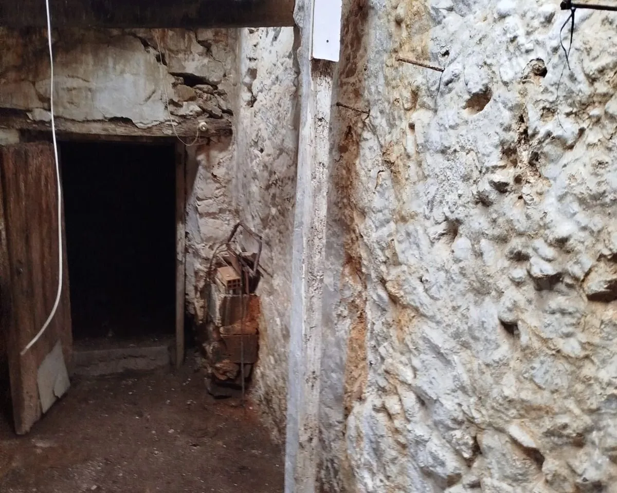 033bb98c-3719-48e7-af21-35f12e7c42c3