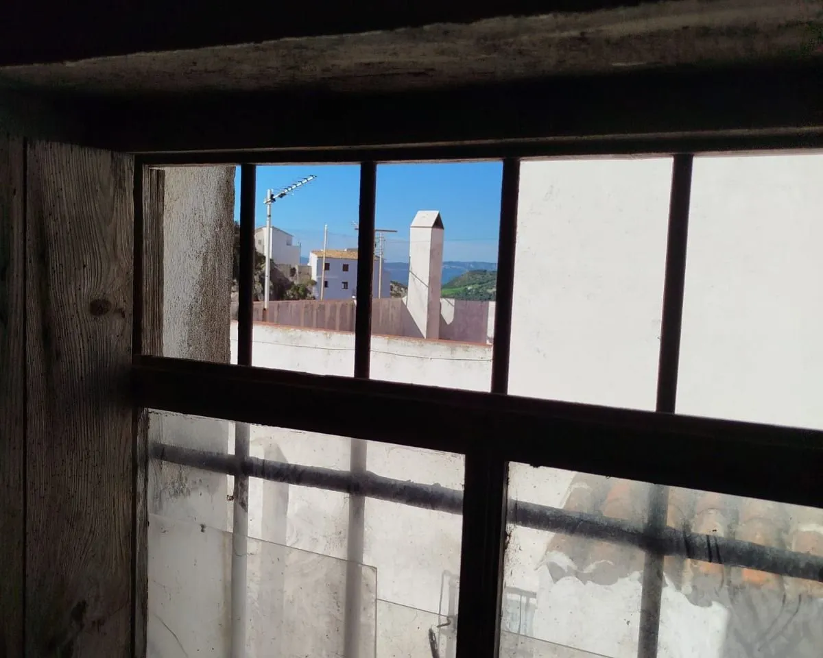 d518cf7a-d707-454b-8ba1-93ca0d8ea9b8