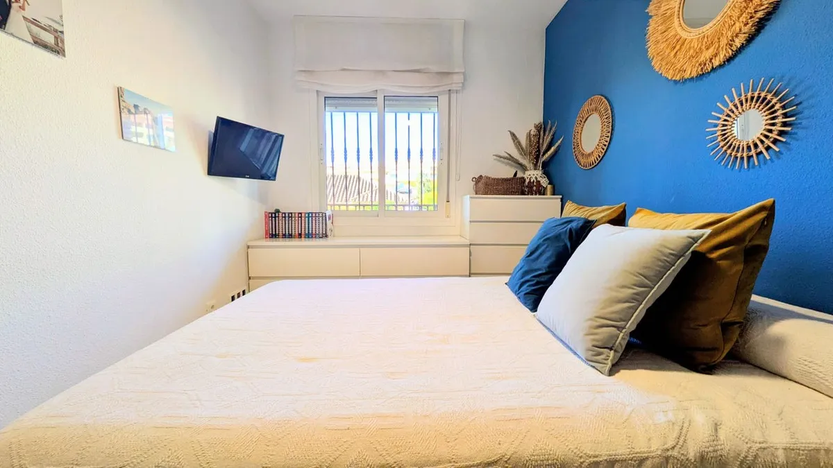 b822972f-30d0-4115-8bd5-04b8f20bc8bb