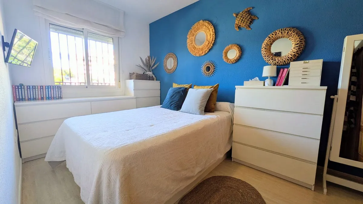 f6ac0ba6-dc47-401e-ac10-be44531753d9