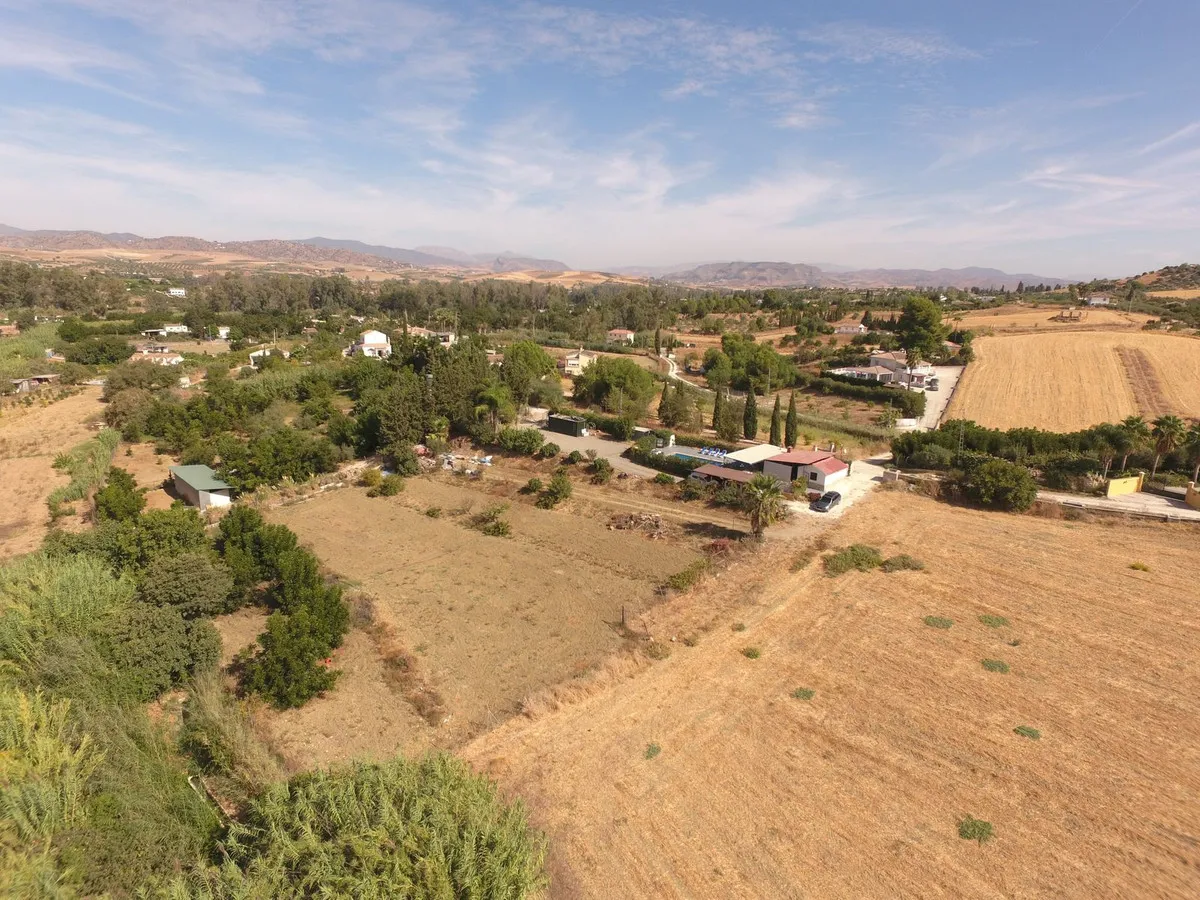 1b997515-0c1d-4f74-bf1a-b95557ffb913