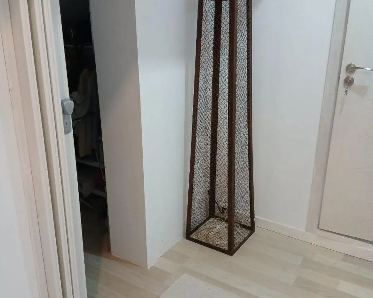 b8cb0ee0-b6e1-4c9c-8725-5c15bdc4d647