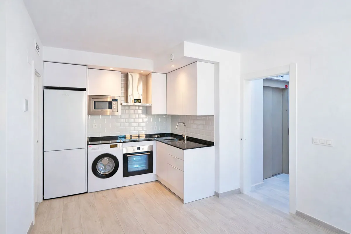 86c6b808-64c5-4aee-9618-2bdebabf5c8c