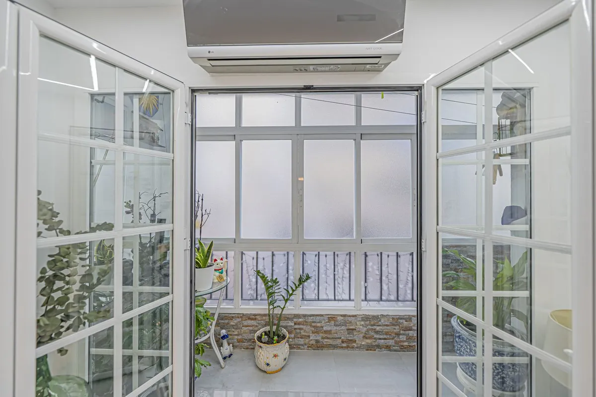 e48b2439-8b38-4362-8b98-e02882c52f84