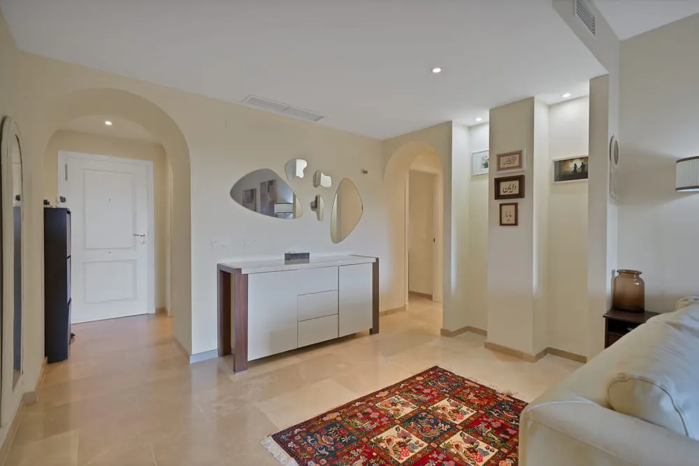 db215685-4ff6-4027-a428-282b766d6ef3