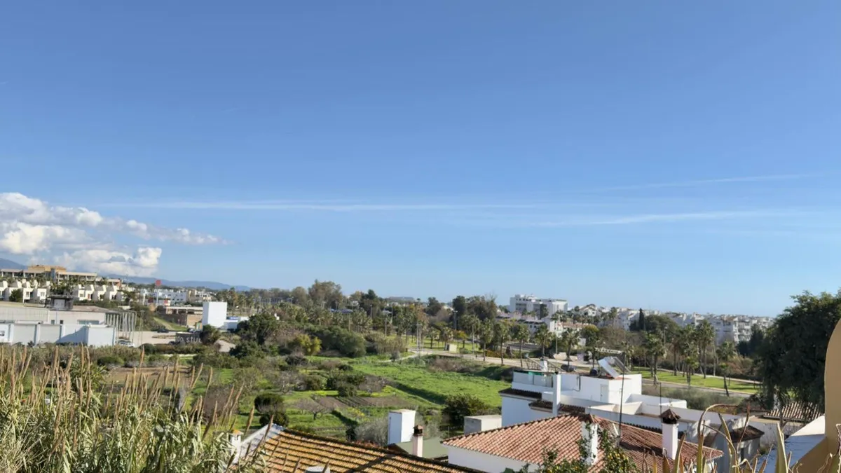 7eccc9f5-cdbf-43c7-b325-15664612aacd