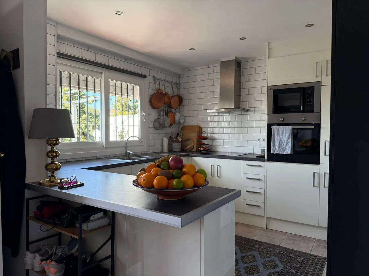 14042d49-b0a9-42f5-a79d-304af5506d88