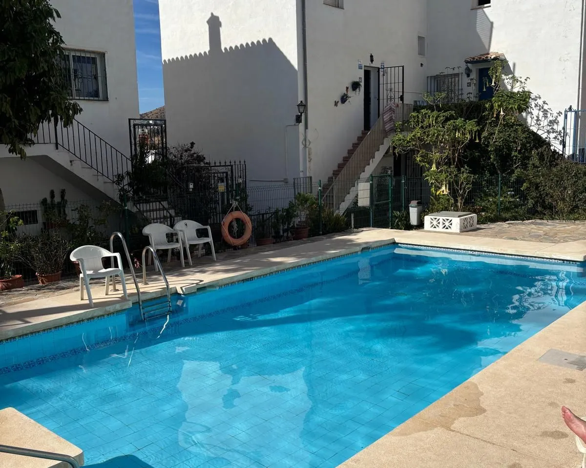 748129eb-93f5-46b6-9cab-a59a1092b979