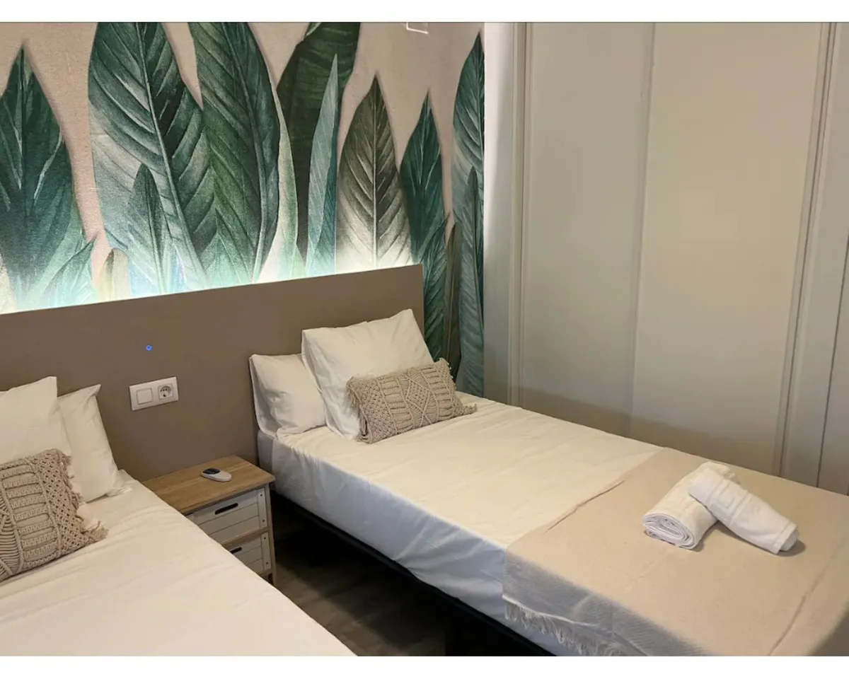 1c43241f-20e7-4079-b345-6a14838f5ccf