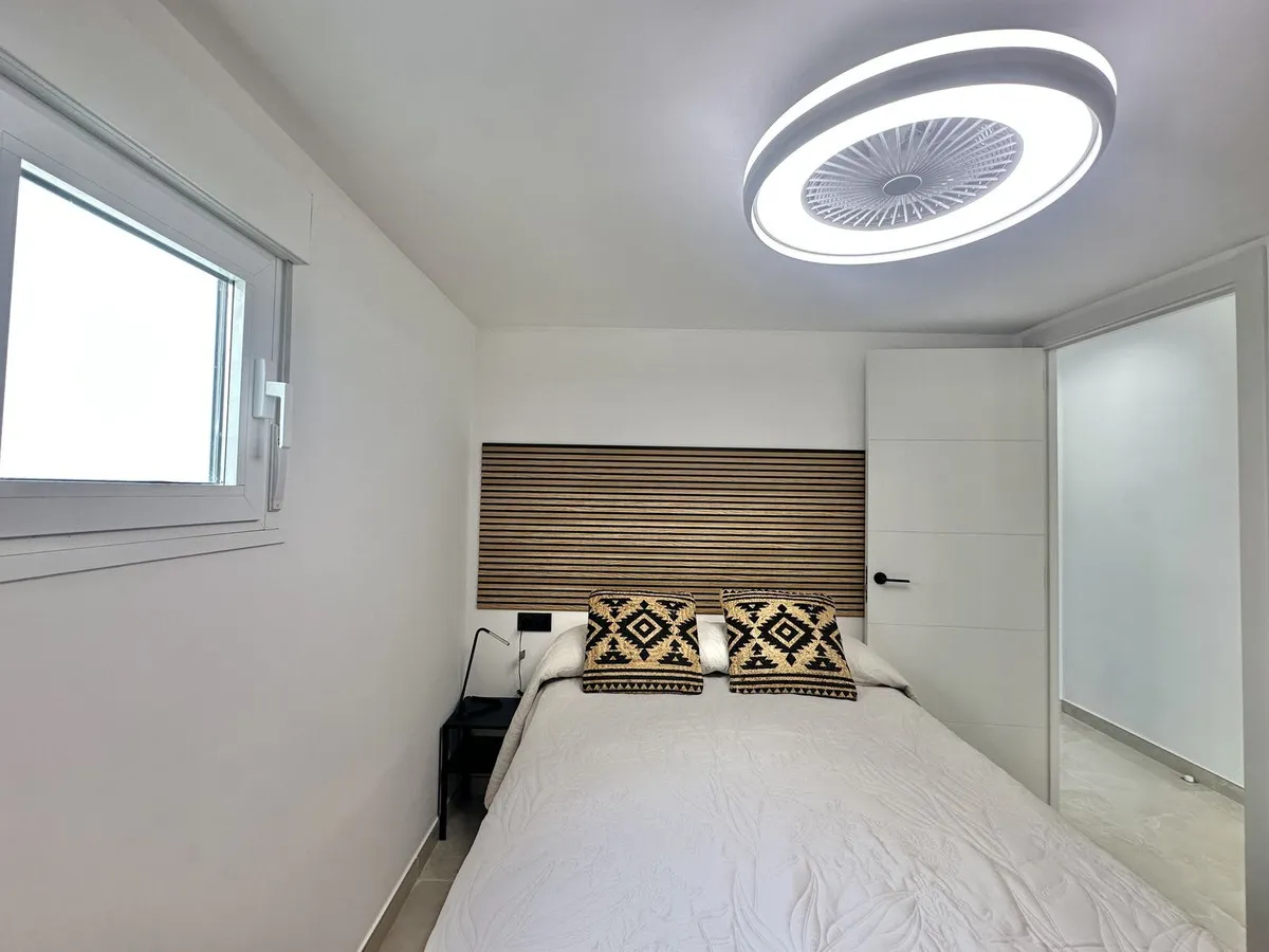 272efe7b-5a76-4a67-938b-292f45703abe