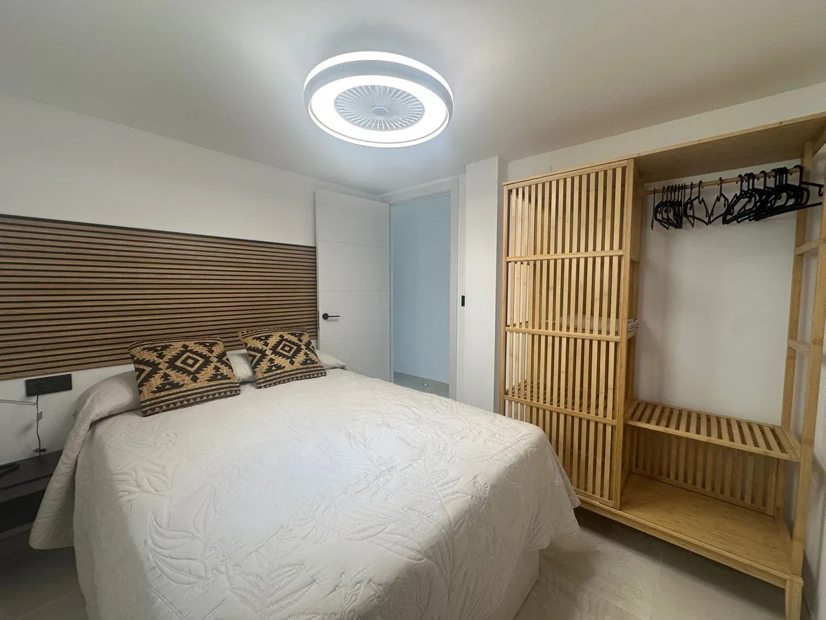 b6dd1eb3-da39-4a81-847d-443d9e31ca22