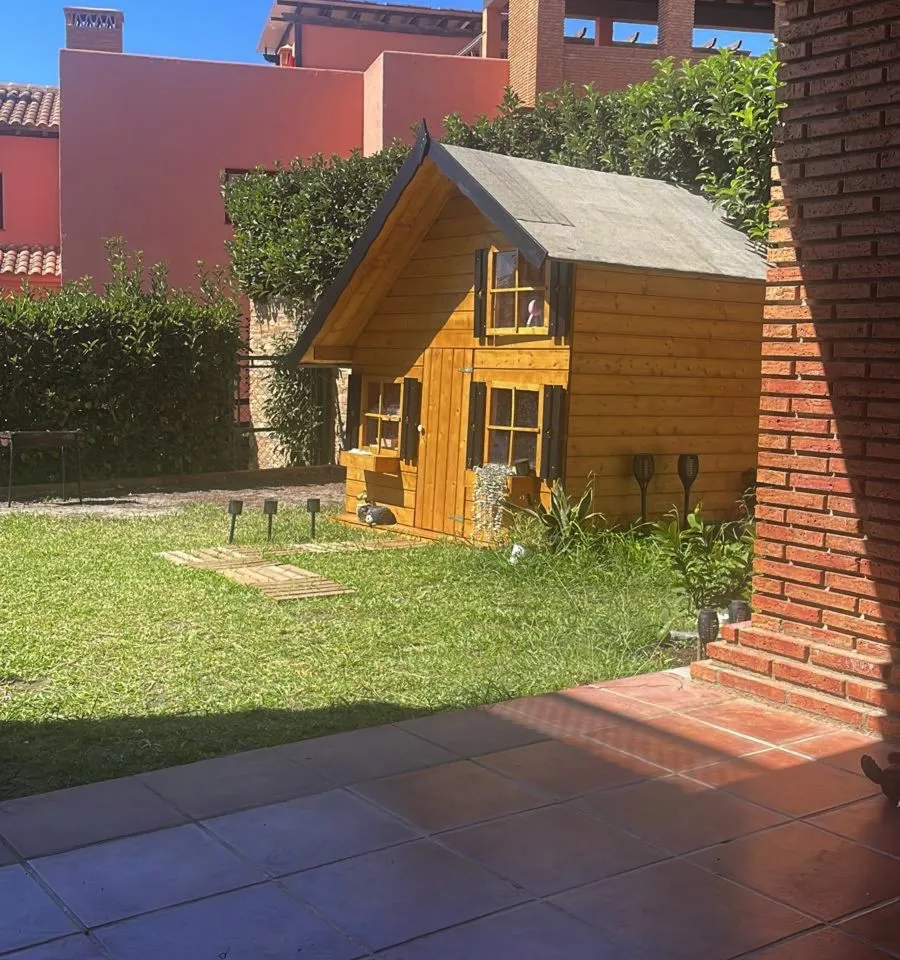 e723811a-fee3-4463-83d7-3ddd90c26dba